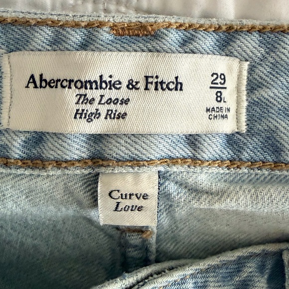 Abercrombie & Fitch Light Blue Women Jeans - Picture 2 of 2